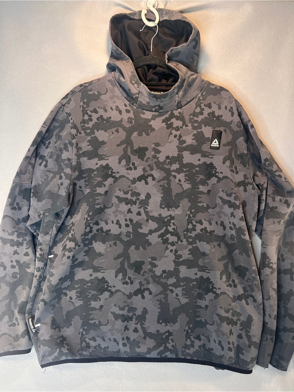 Reebok Camo Hoodie XL EG Gray Black Pullover Athletic Performance Gorpcore